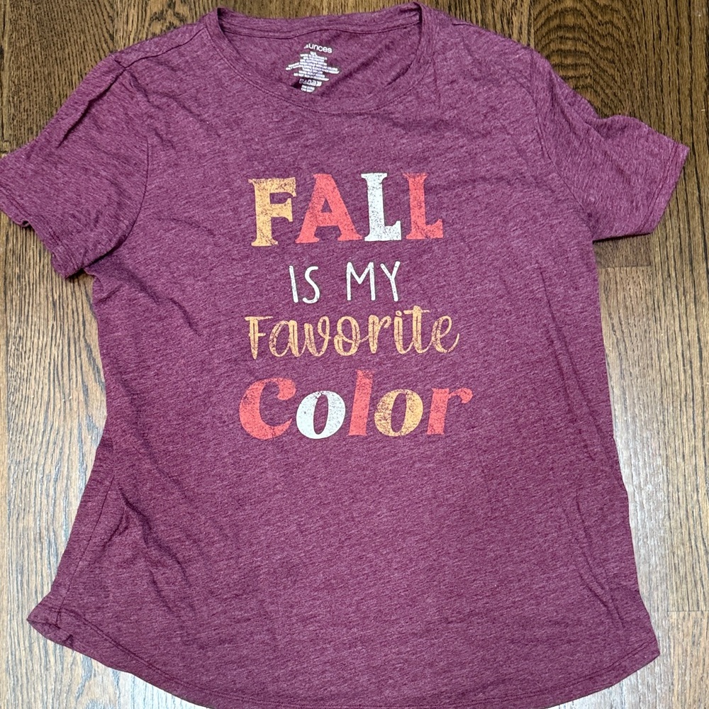 ❤️Maurices Burgundy Graphic Tee - Fall Theme